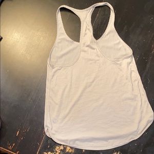 Lululemon soft gray singlet